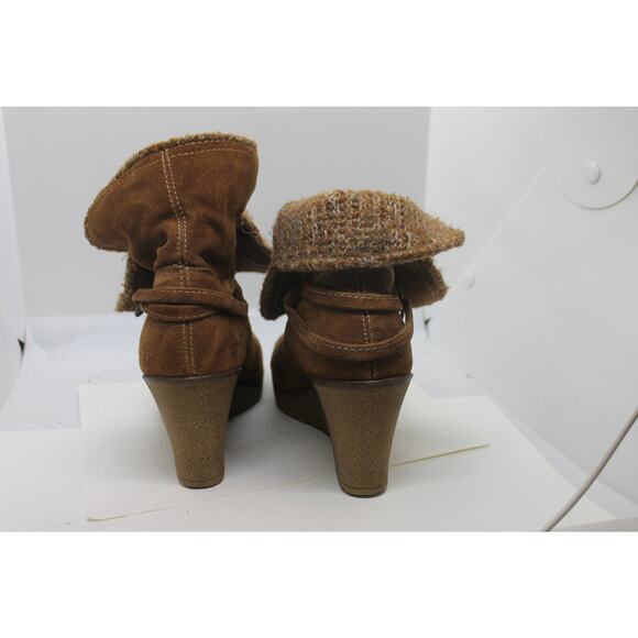 Bjorndal Brown Suede Lilly Sweater Knit Lined Ankle Boots sz 8M - Picture 4 of 5